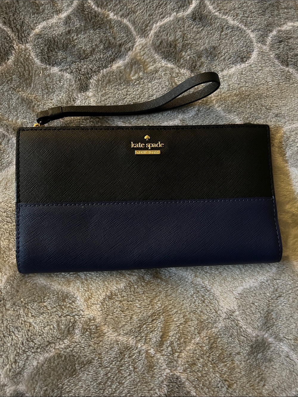kate spade Black and Navy Colorblock Wristlet Clutch